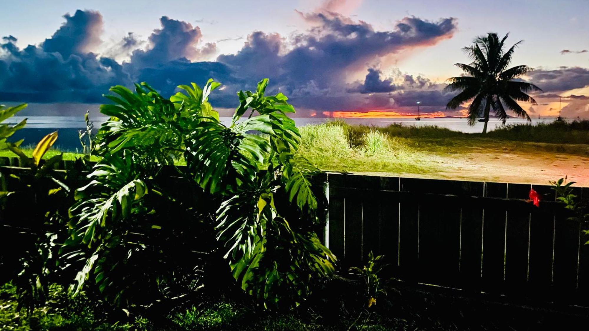 Raiatea - Orion Pool Bungalow Uturoa Exterior photo